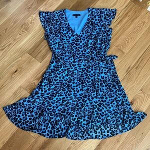 Banana Republic Blue leopard print wrap dress sz 10